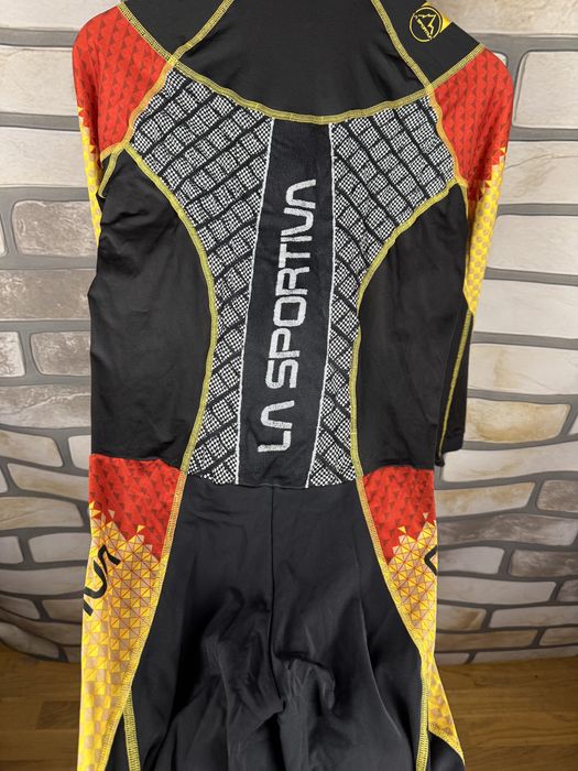 Stroj sportowy dres kombinezon bluza spodnie