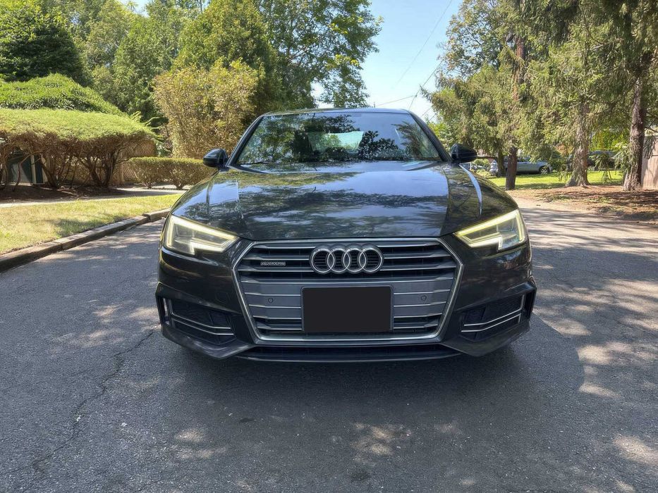 Audi A4 quattro Premium Plus      2018