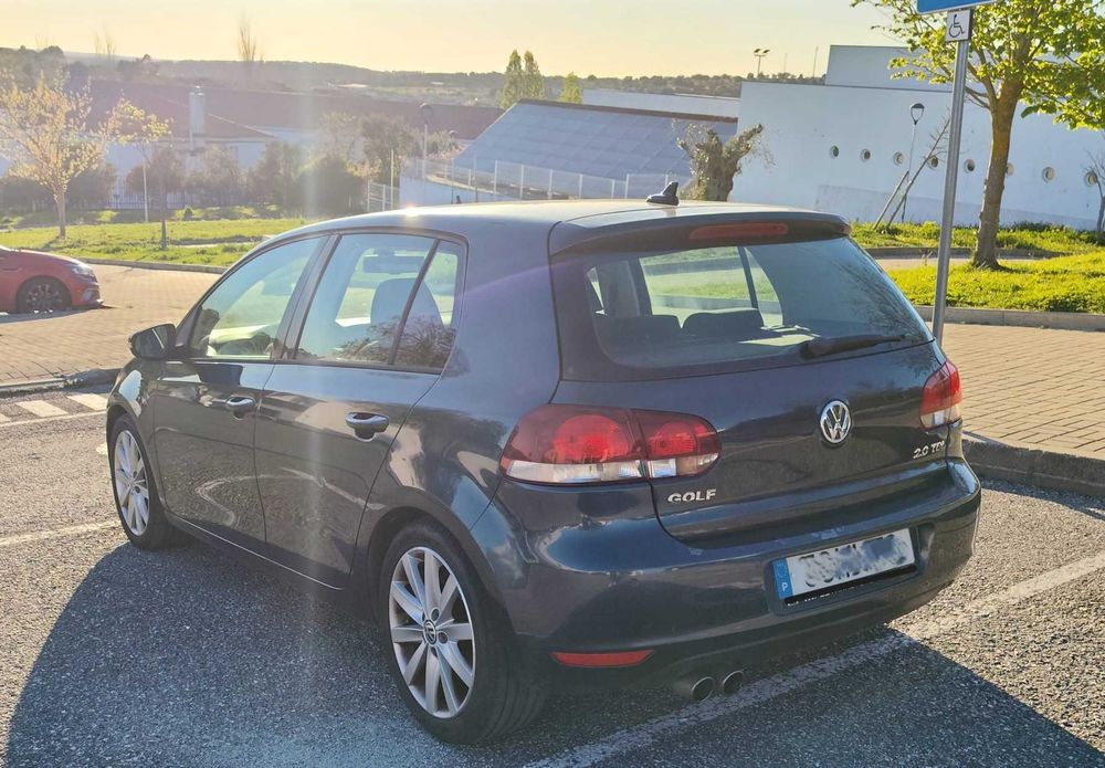 VW Golf 6 Highline 2.0 TDI 140 cv
