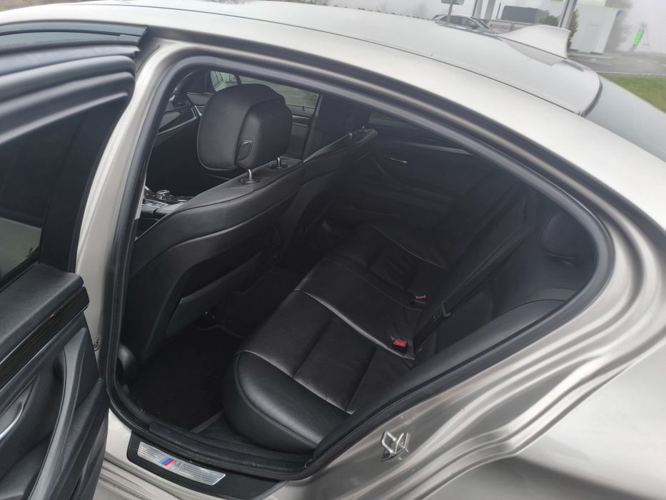 Продам BMW 525i(официал)