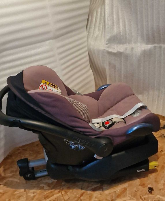 Baza Maxi-Cosi Easy Fix i Fotelik samochodowy