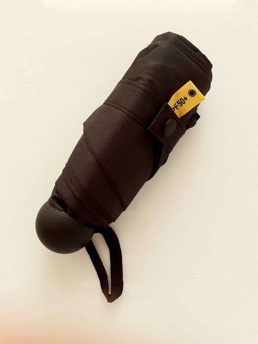 Lekki czarny parasol parasolka