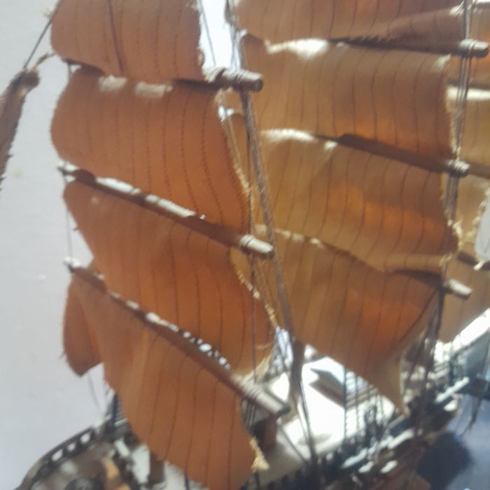 Vendo decoração em madeira