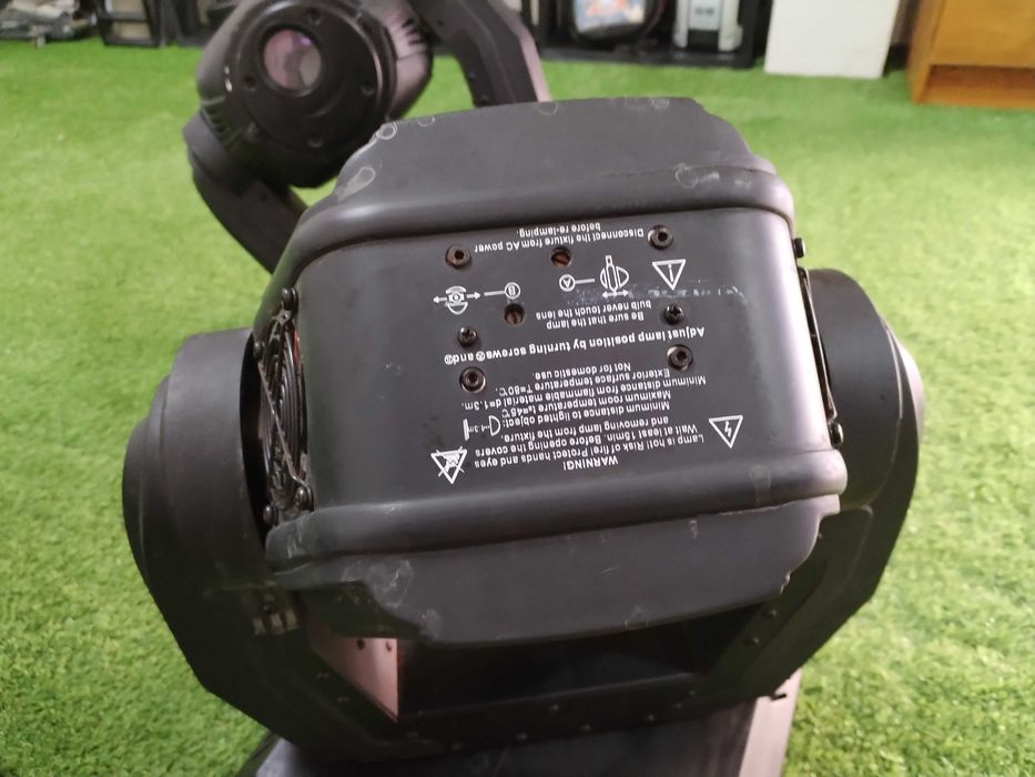 Showtec moving heads Explorer 250 Spot Pro