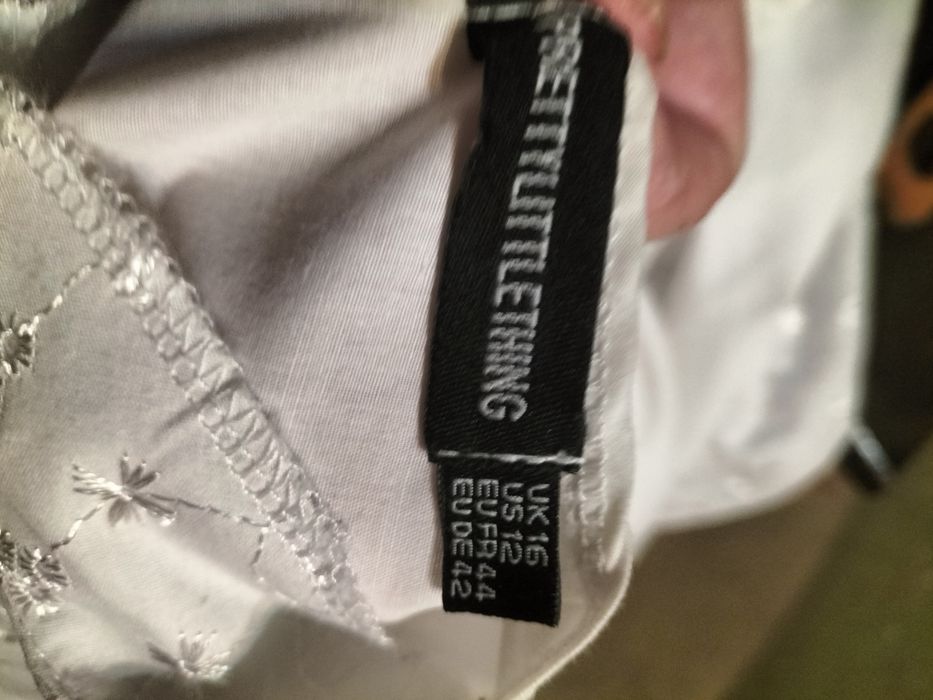 Отдам даром платье