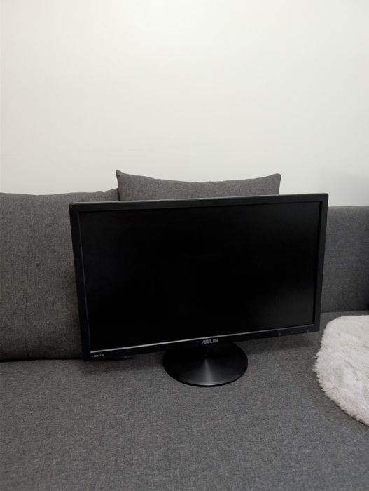 Vendo 3 monitores ASUS 24" (posso vender separado)