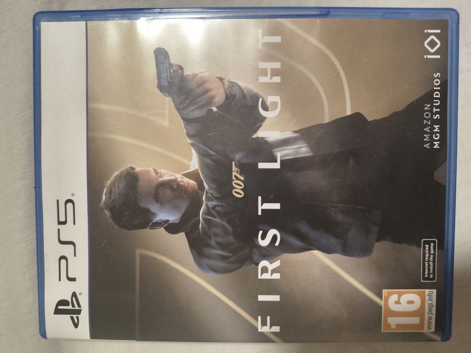 007 first light ps5 używana