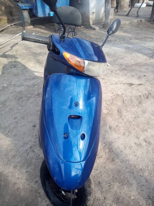 Скутер Suzuki Lets2