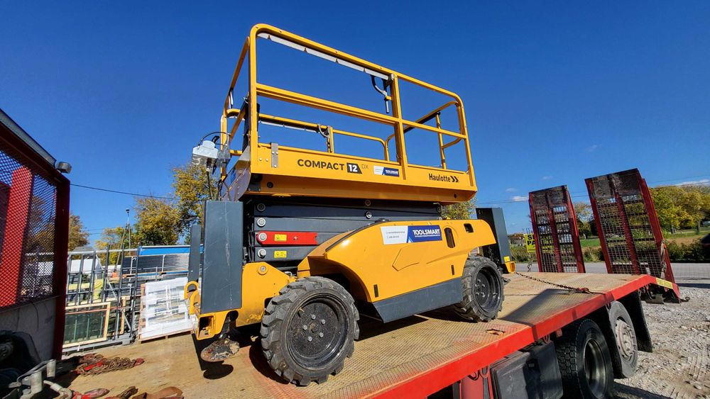 Podnośnik koszowy nożycowy zwyżka wynajem podest ruchomy od ręki