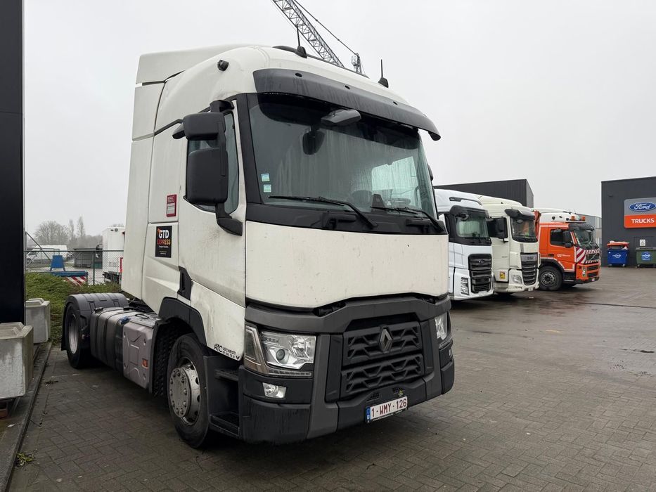 Renault  Renault T 440