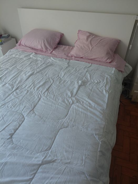 Cama casal  KIING SIZE com colchão