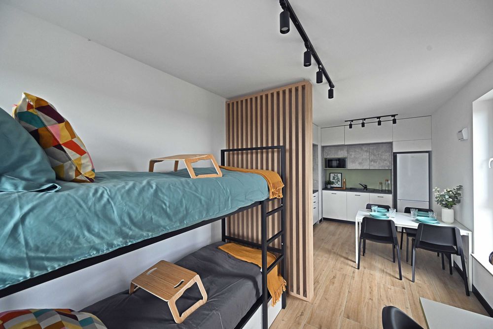 Pokój 2 - osobowy 16m2 w mieszkaniu 42m2 przy Galerii Olimp