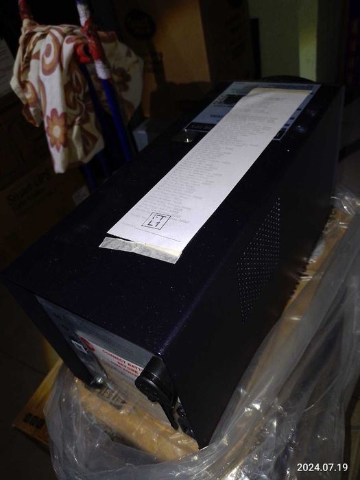 Источник бесперебойного питания безперебійник ИБП ДБЖ SMC1500I