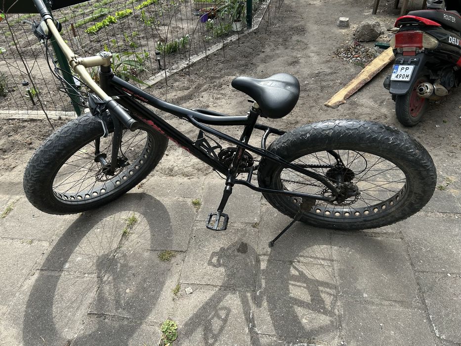 Rower typu fatbike w dobrym stanie co do ceny napewno sie dogadamy