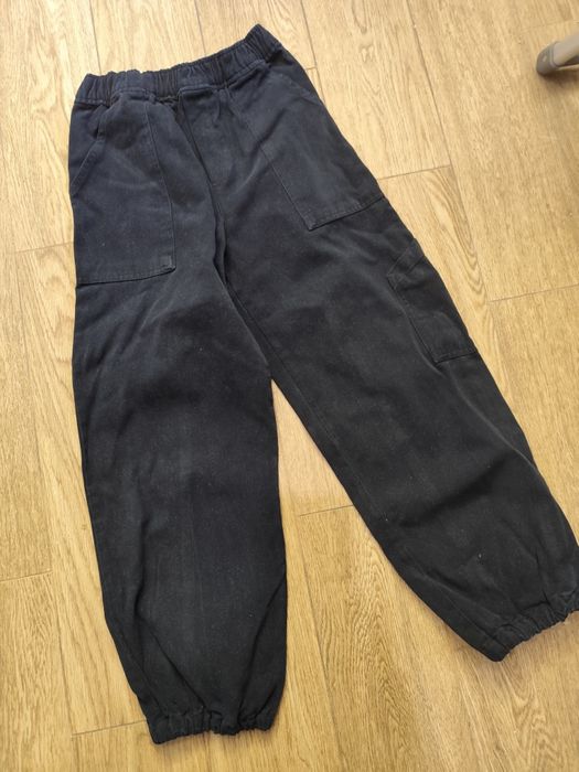 spodnie z Zara roz. 152