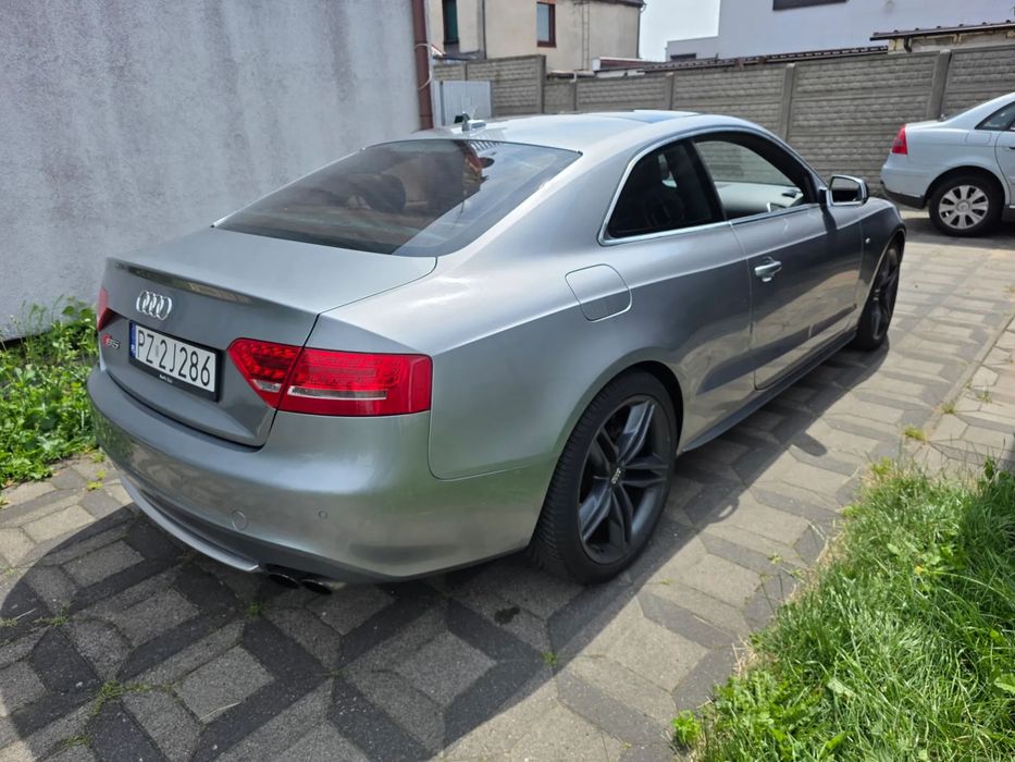 Audi S5 Coupé Auto w pełni sprawne i zadbane.