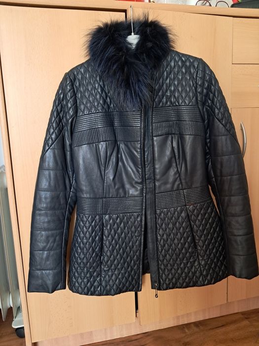 Kurtka skórzana czarna ze stójka lub apaszka r.34-36"Ochnik"nowa.