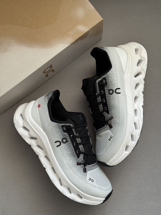 36-45 On Cloudtilt Grey White