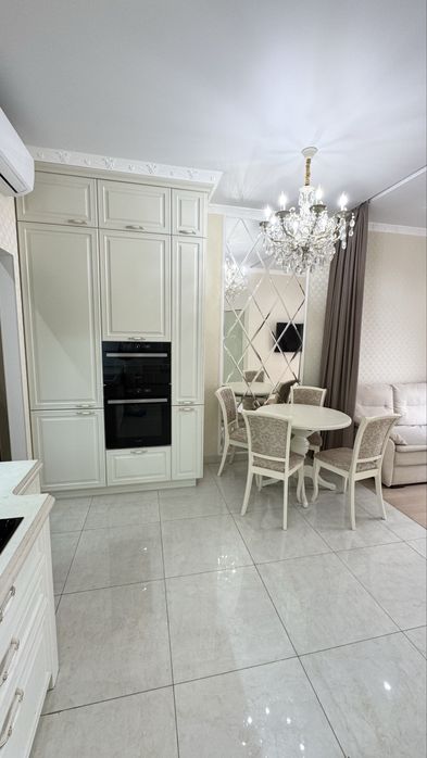 Сдам видовую евродвушку, Французский бульвар, 8 Жемчужина