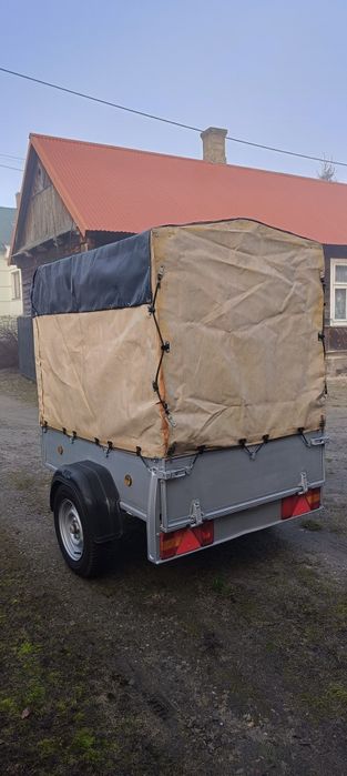 Przyczepka samochodowa