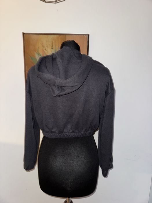 bluza crop top na zamek z kapturem