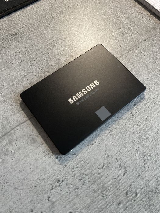 Samsung SSD 2.5" 250GB 850 EVO ССД для ПК