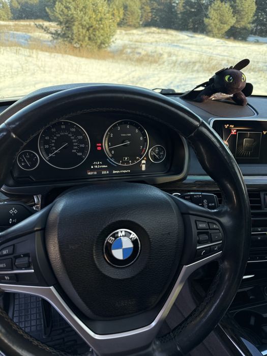 Продам BMW   F15 2016