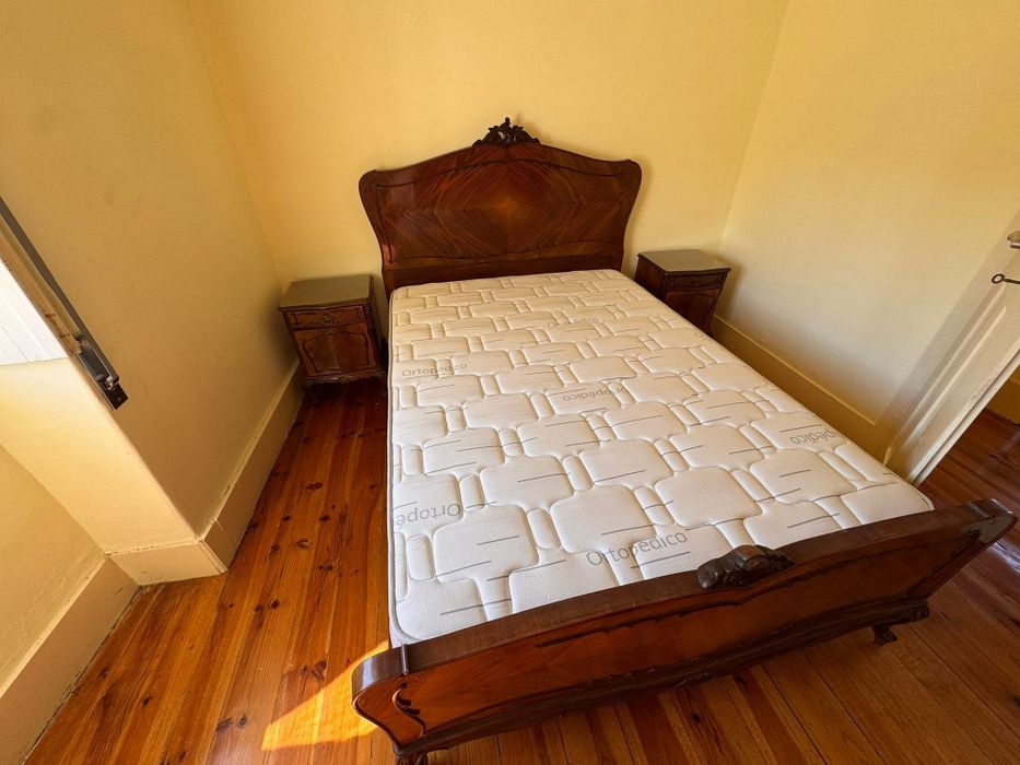 Mobilia quarto bom estado