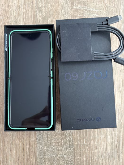 Motorola razr 60  256gb