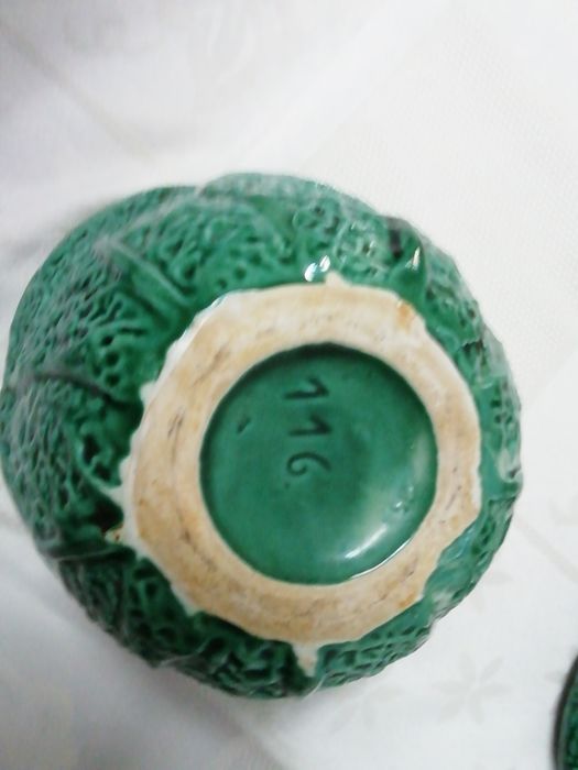 Cabbage-Shaped Bowl64751216443778125