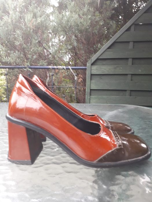 Buty czółenka lakierki