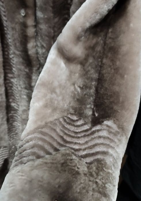 Шуба нова, мутон, цигейка, капюшон, норка, 52-54,