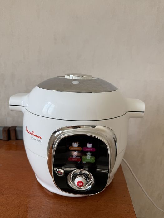 Мультиварка скороварка MOULINEX Cook4Me CE7011