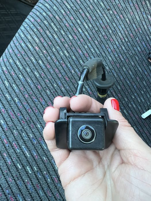 Камера заднього виду Mazda CX-5 KB9G67RC0 оригінал (2017-2021)