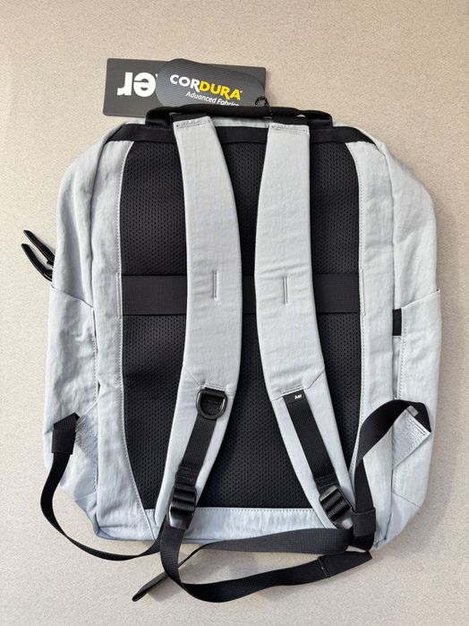 Рюкзак Aer Go Pack 2 у кольорі Lunar Gray