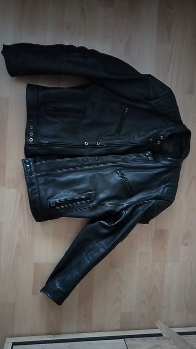 UBRANIE MOTOCYKLOWE  Kurtka i spodnie ze skóry