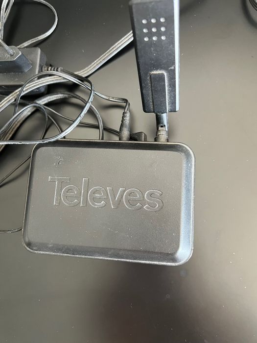 Emissor e receptor de áudio Televés