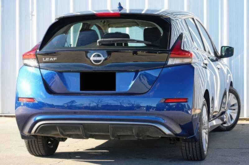 2023 Nissan LEAF S