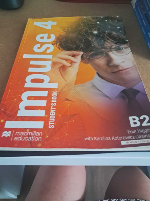 Ksiazka angielski klasa 4 liceum
