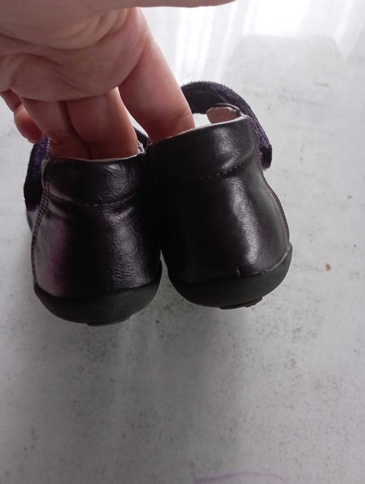 Buty wiosenne dla  dziewczynki 24