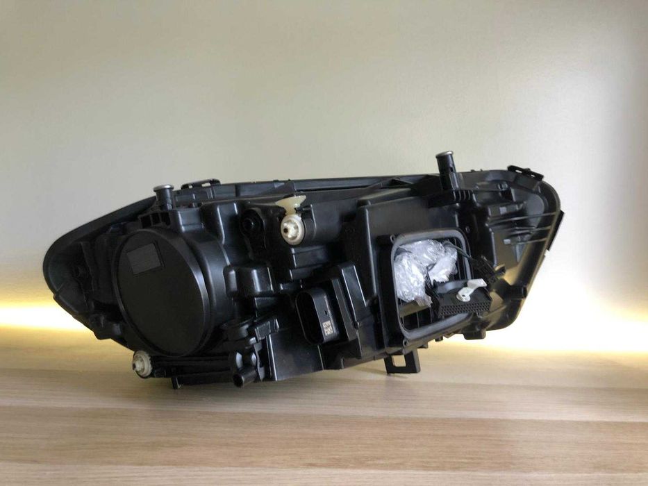 Farol / ótica Mercedes benz Classe A W177 - Esquerdo - Original LED