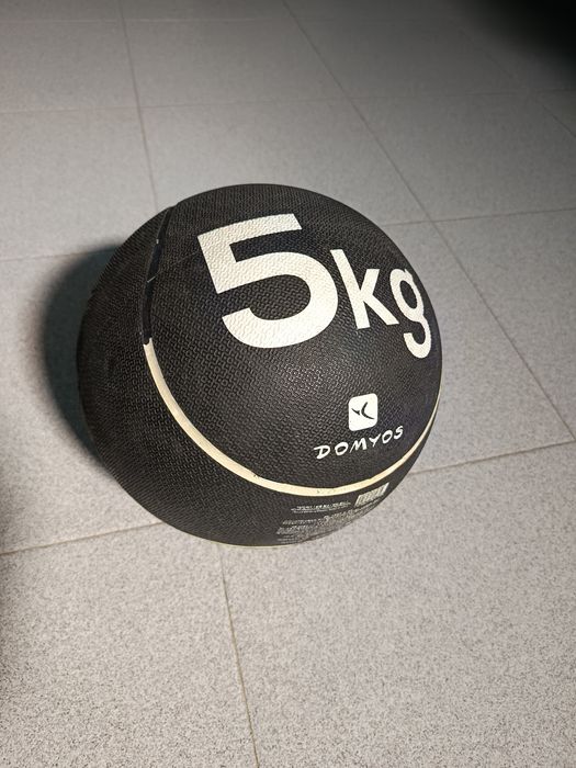 Bola Medicinal DOMYOS 5 kg – Modelo Antigo