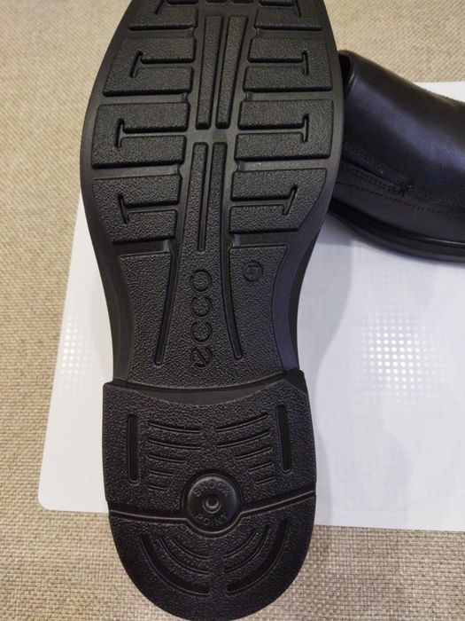 Туфлі ессо розмір 47 та 50