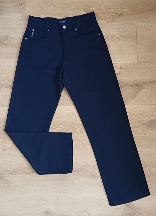 Damskie eleganckie spodnie Armani jeans,rozm M
