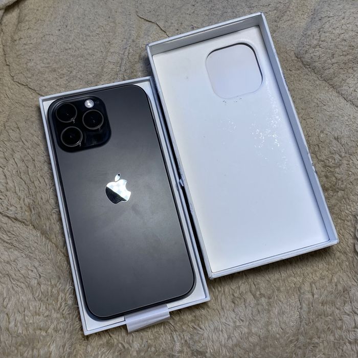 IPhone 16 Pro Max black 256 gb
