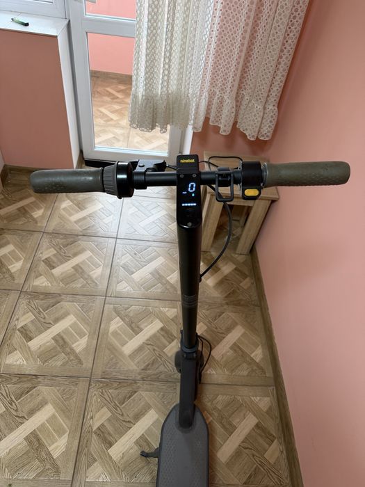Електросамокат Segway Ninebot KickScooter MAX G30P