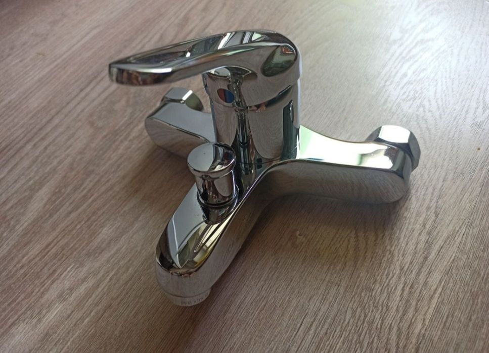 Смеситель для ванны/душа Vidima моноблок.ЛАТУННЫЙ!
Диаметр картриджа: