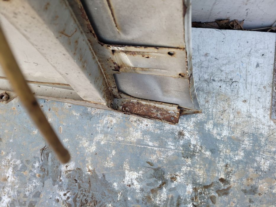 mercedes w114 w115 maska pokrywa silnika