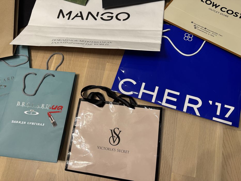 Брендовые пакеты gucci/цум/brocard/cher/adidas/mango/massimo/vs/baraka