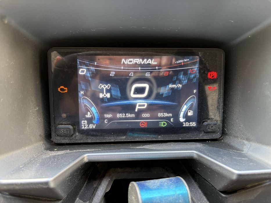 UTV cfmoto UFORCE 1000 4x4